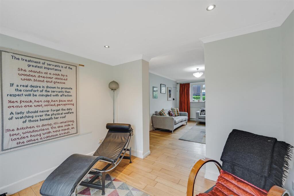 House in Twickenham - View 5