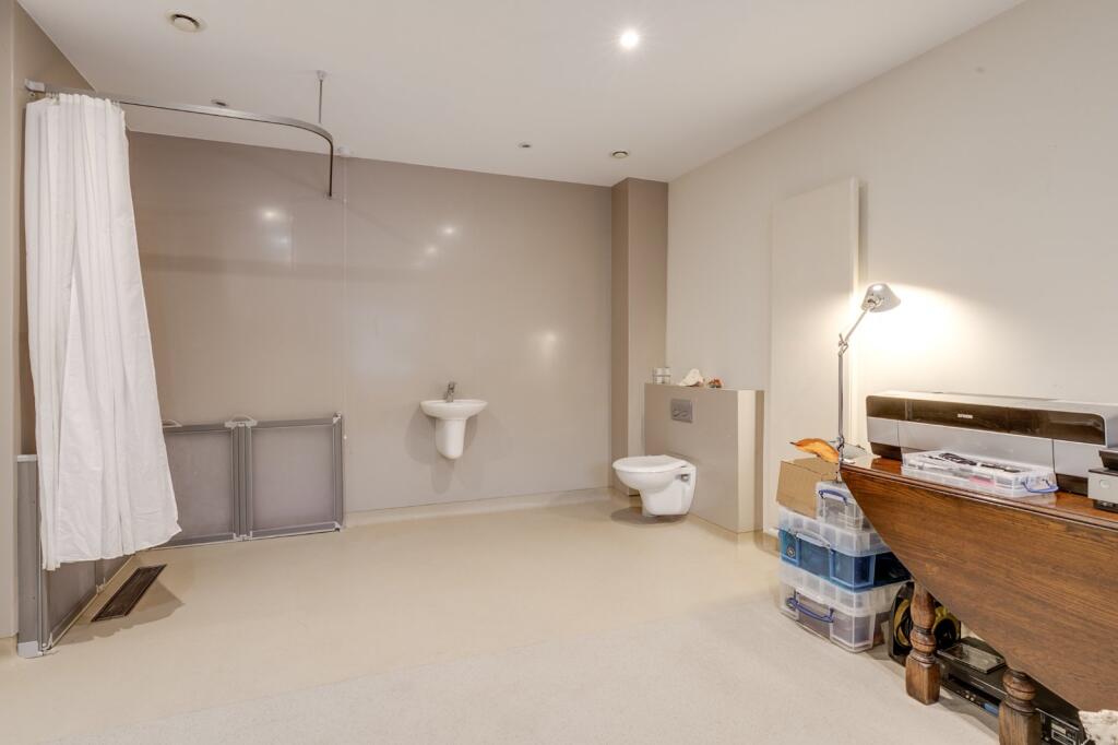 Additional image 19 of Oaklands Rise, Oaklands, Welwyn, Hertfordshire, AL6