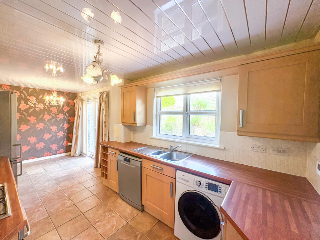 House in Kilmarnock - View 4