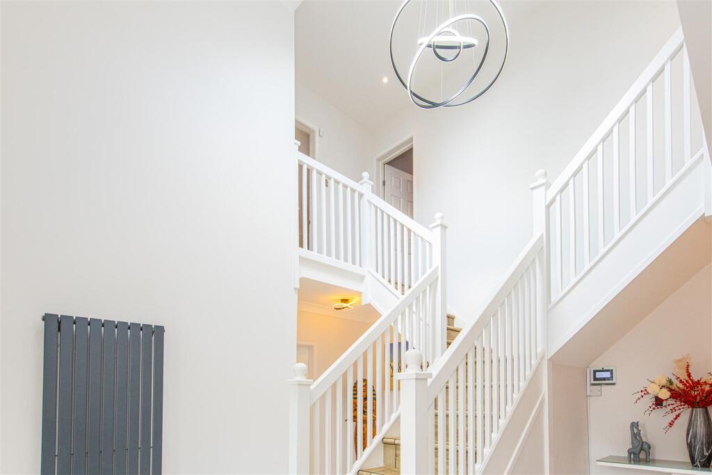 House in Kettering, Leisure Village - More
