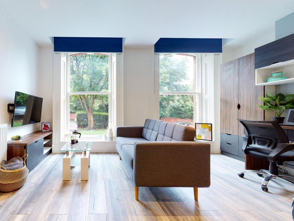Main image of property: Apt 1, 27 Hyde Terrace #451669