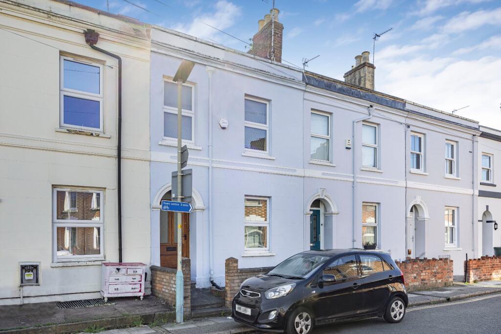 Main image of property: Marle Hill Parade, Cheltenham, Gloucestershire, GL50