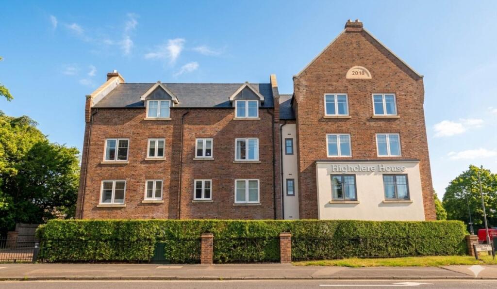 Main image of property: Highclere House, Great North Road, Hatfield, AL9
