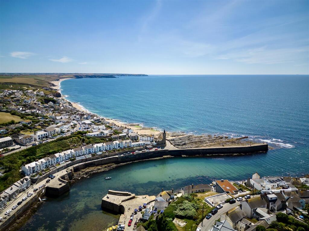 House in Porthleven - View 4