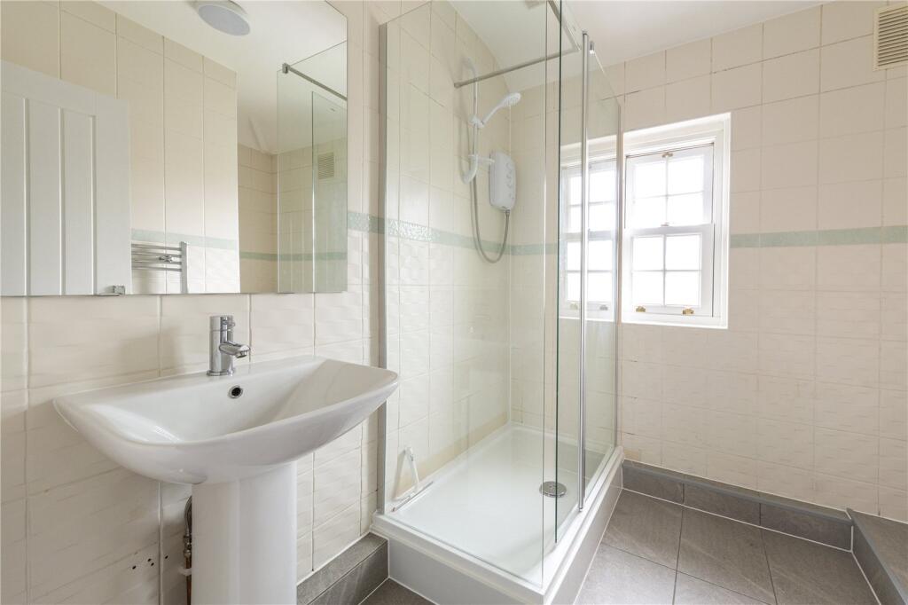 1 bedroom house share for rent