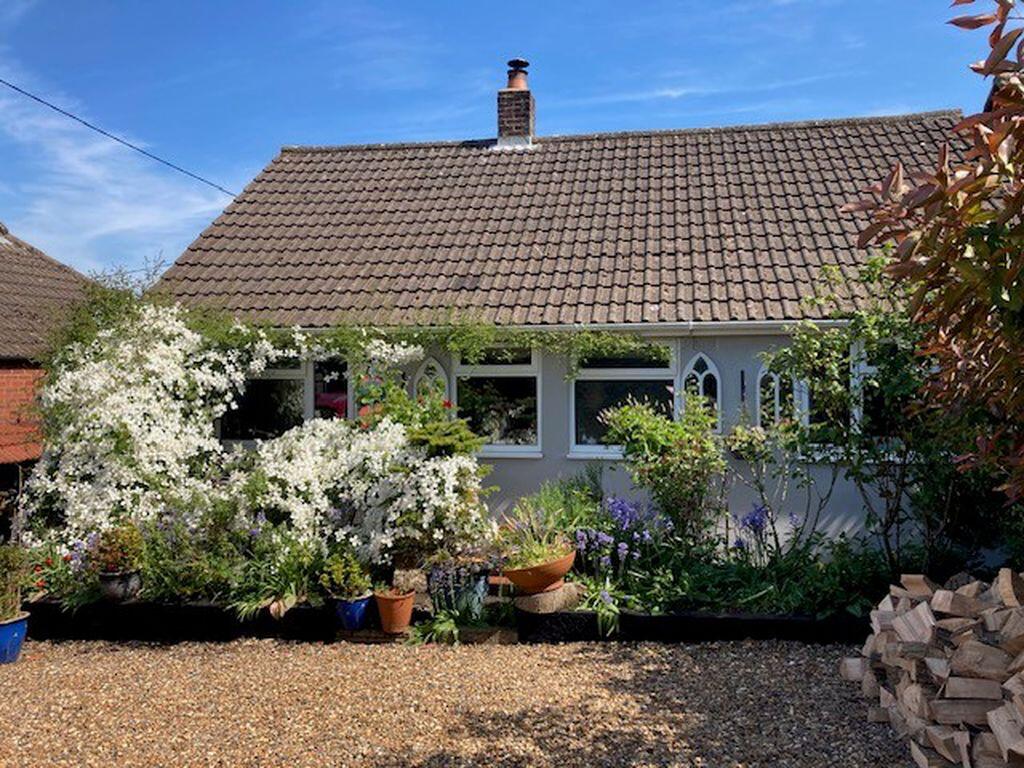 Main image of property: Etchinghill OIEO £425,000