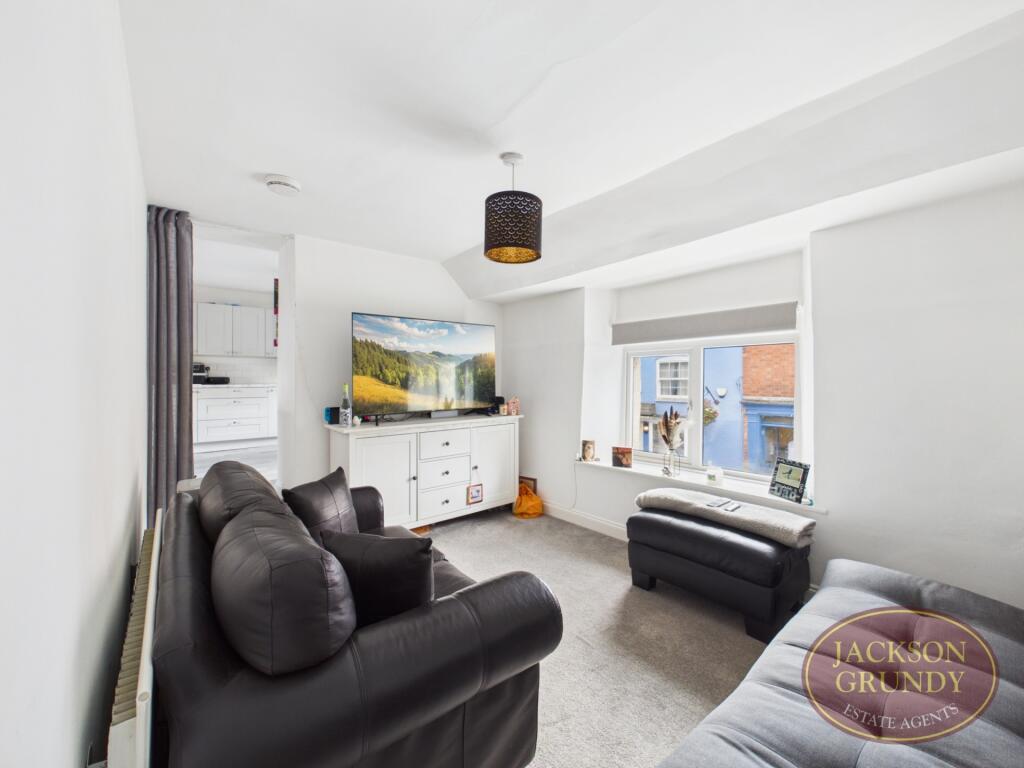 Apartment in Long Buckby, West Northamptonshire - More