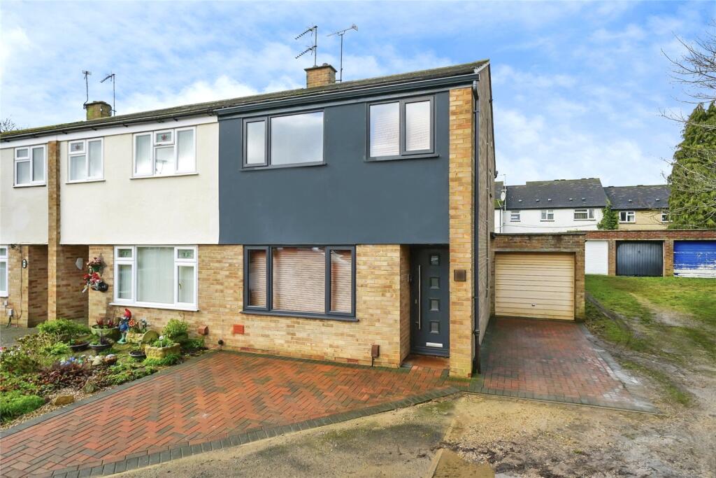 Main image of property: Chichester Close, Bicester, Oxfordshire, OX26