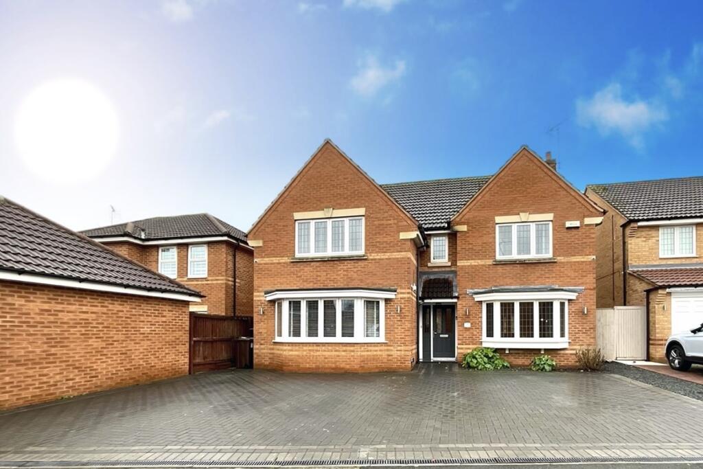 Main image of property: Winthorpe Road, Worksop, Nottinghamshire, S81 7SE
