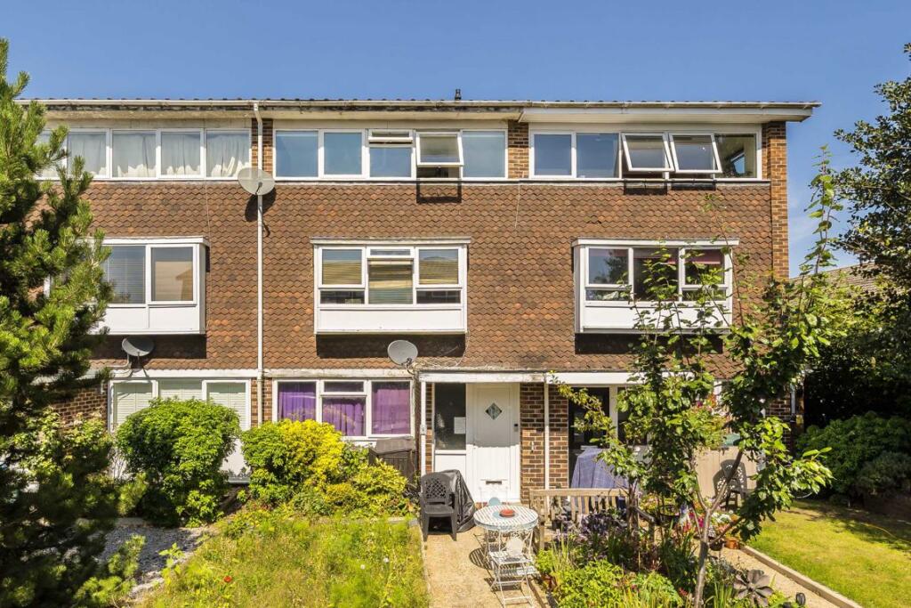 Main image of property: Carlyle Close, West Molesey
