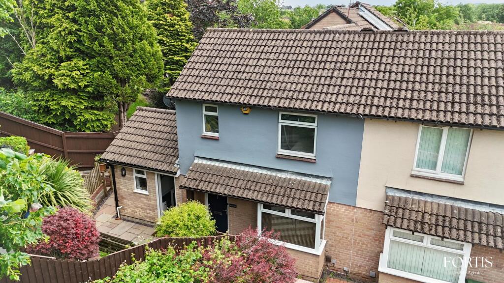 House in Cardiff, Pentrebane, Fairwater - View 2