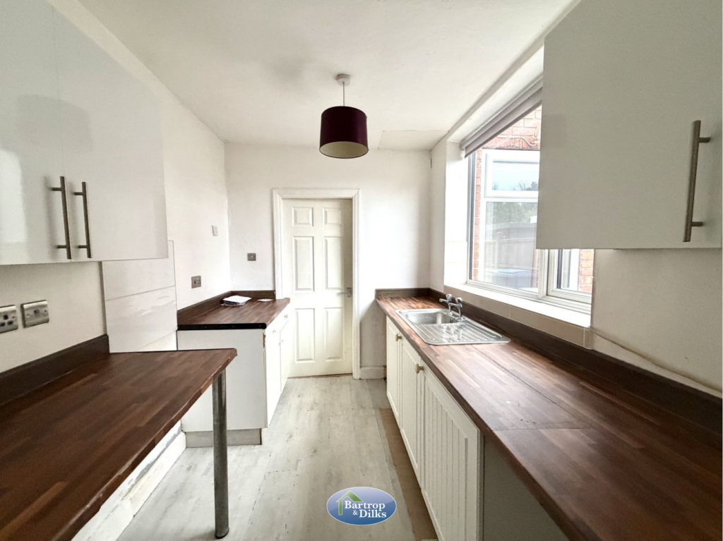 Gateford Road, Worksop, S81 photo 2
