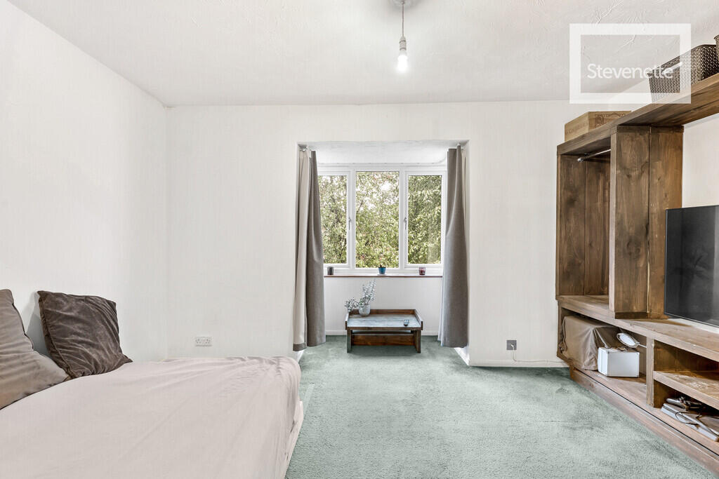 Apartment in Epping Forest, Loughton - View 5