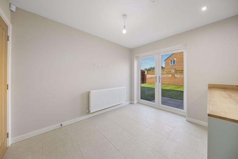 Danbury, Oaks Farm Lane, Chesterfield photo 5
