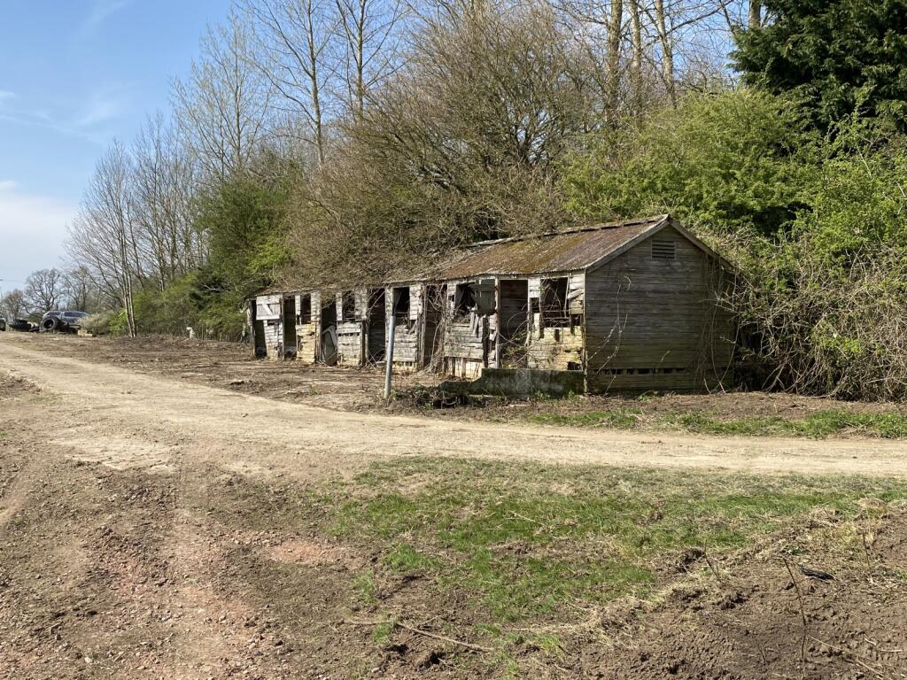 Brackley Road, Westbury, Buckinghamshire, NN13 photo 5