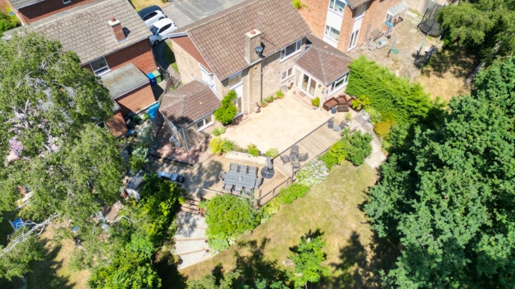 Long Mickle, Sandhurst, Berkshire, GU47 photo 2