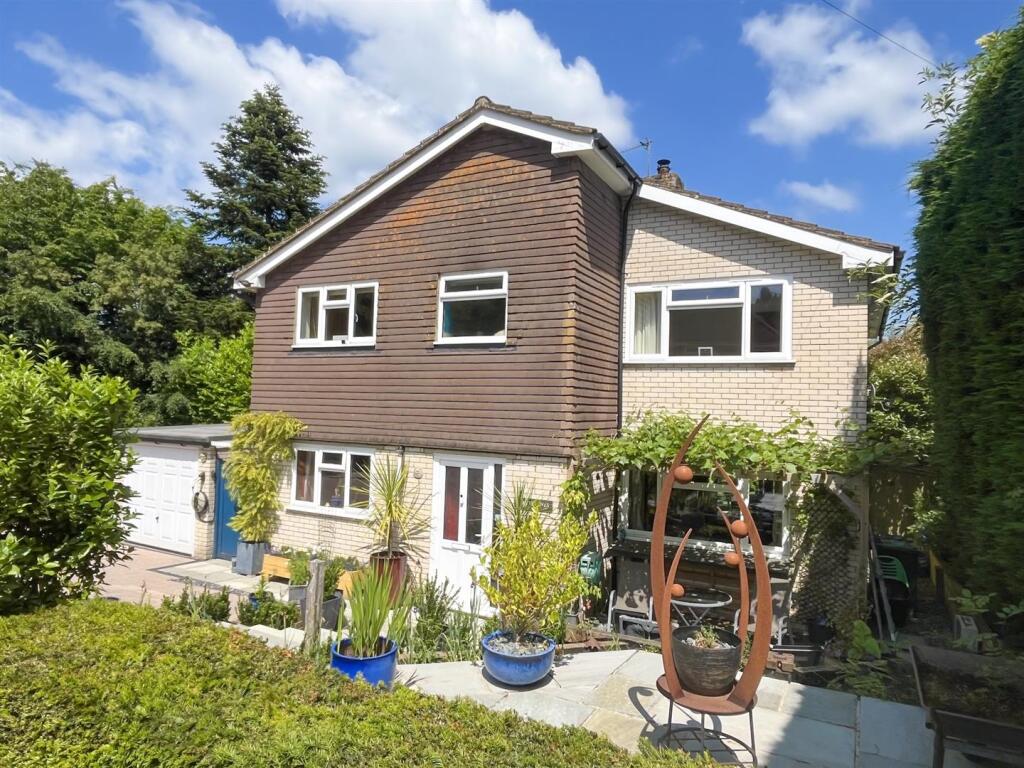 Manor Road, Horam, Heathfield TN21 0EX photo 3