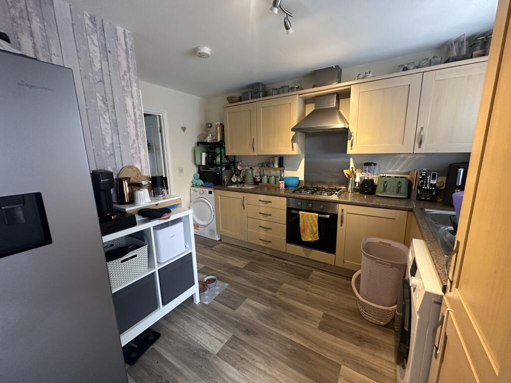 Danes Close, Grimsby, DN32 9AG photo 5