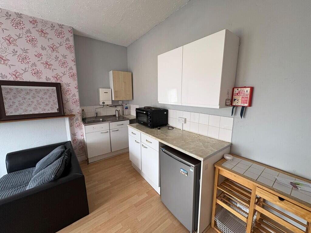 House in Portsmouth - View 4