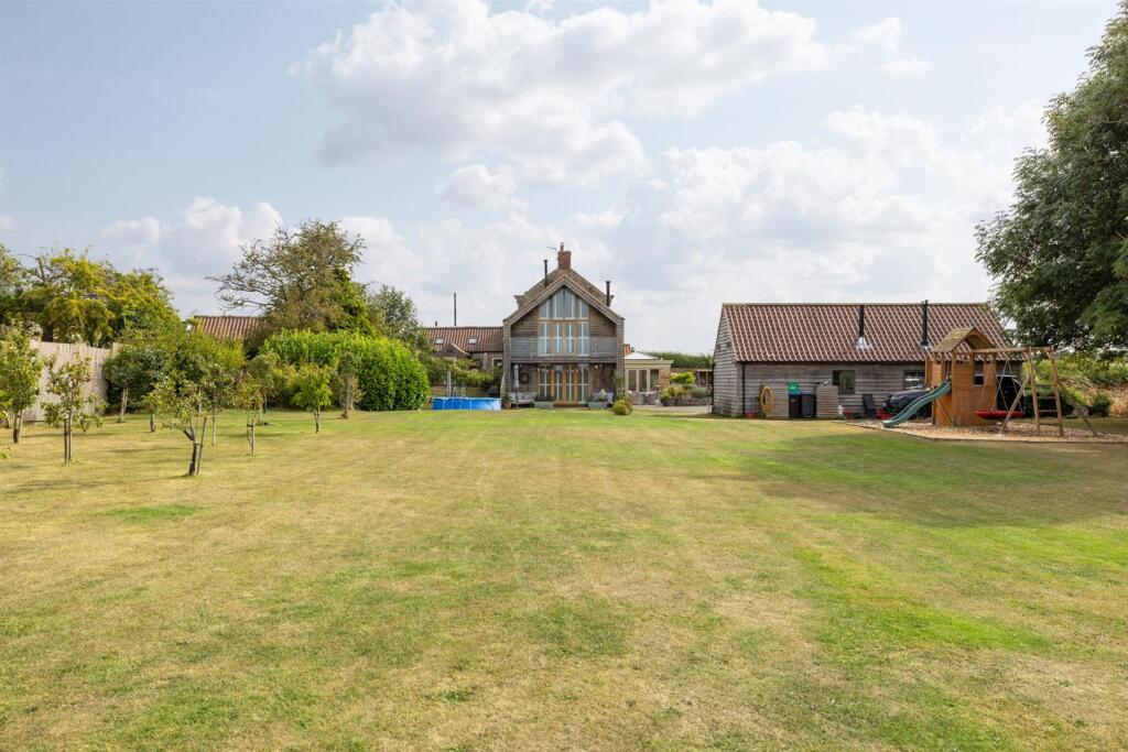 House in York - View 2