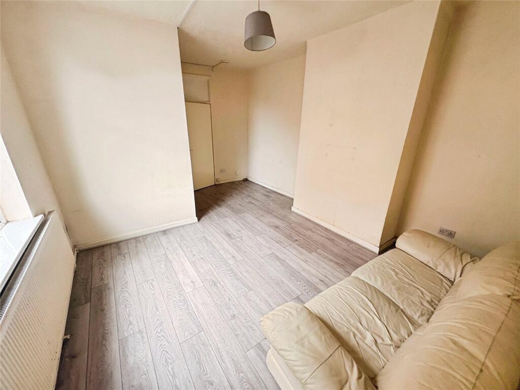 Apartment in Wolverhampton - View 4