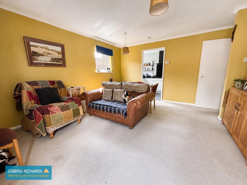 Yarlington Close, Norton Fitzwarren, TA2 photo 4