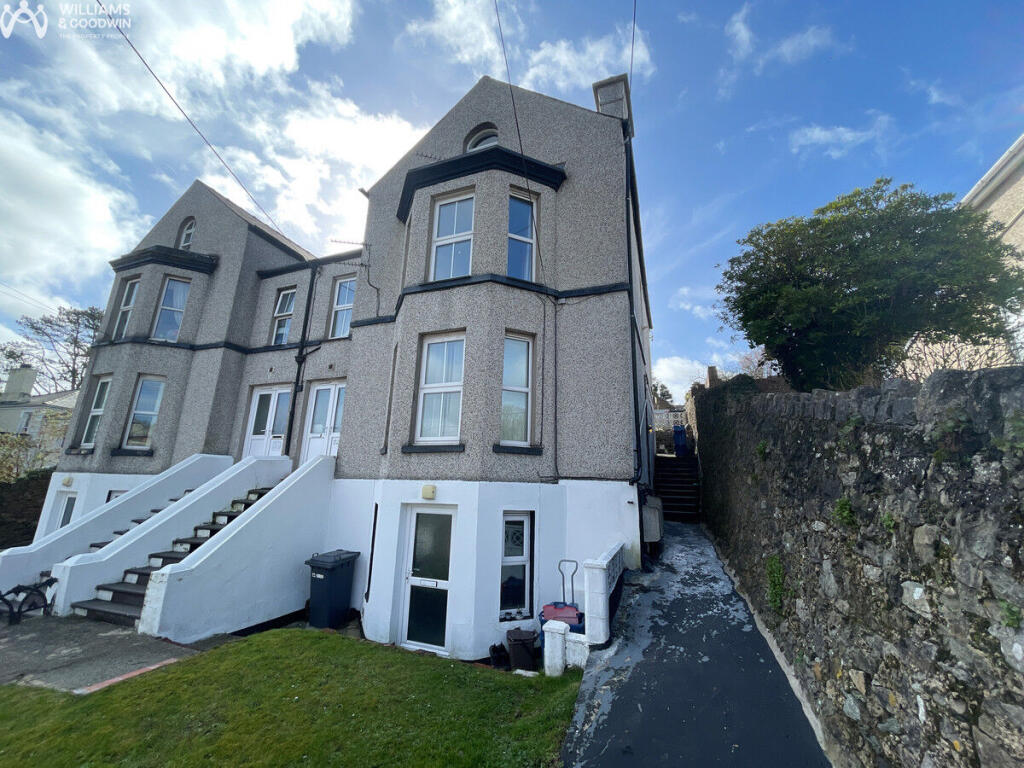 5-bed semi-detached on Penrallt, Llangefni, Anglesey, LL77, £295,000