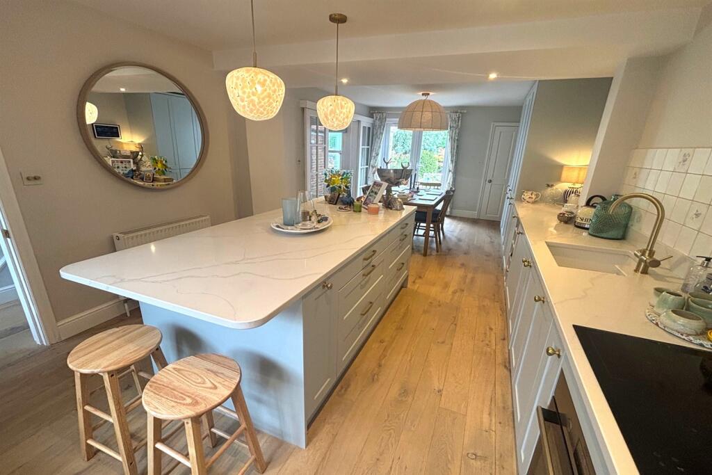 House in Chichester, Linchmere - View 5