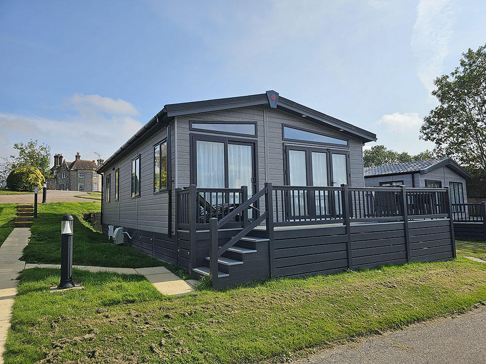Crowhurst Park, Telham Lane, Battle, East Sussex, TN33 photo 2