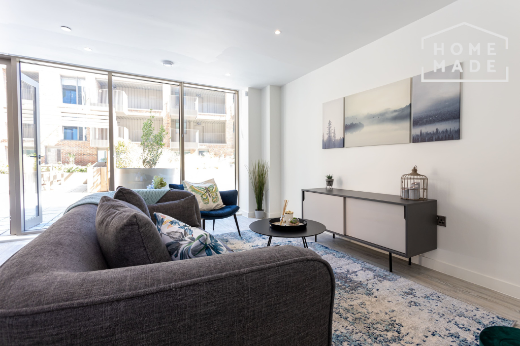 Main image of property: Botanica, M15