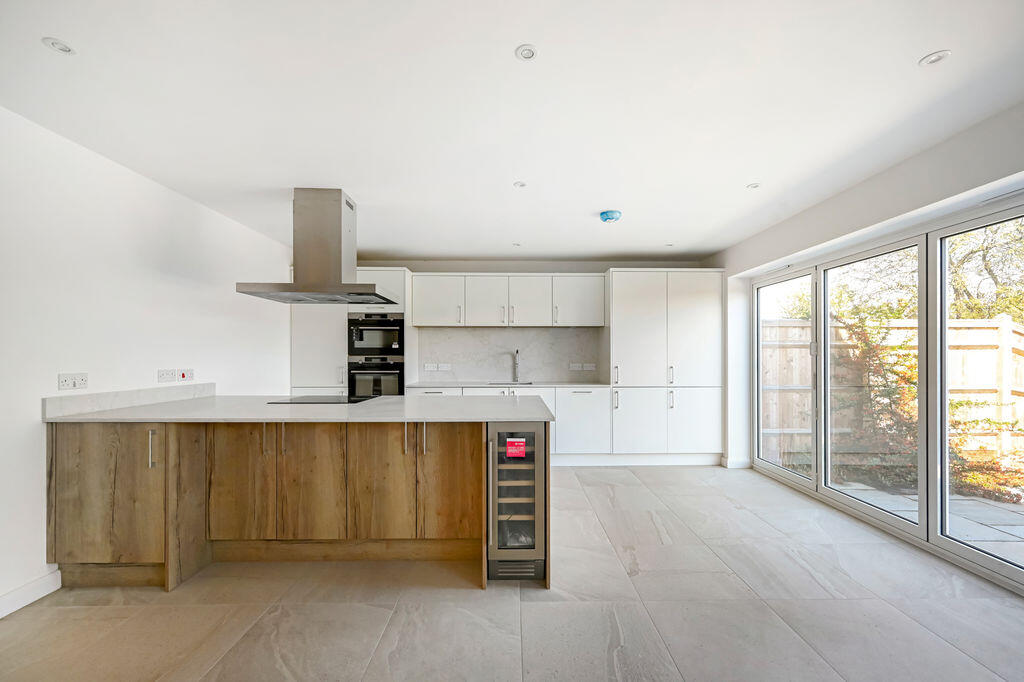 House in Tonbridge - View 2