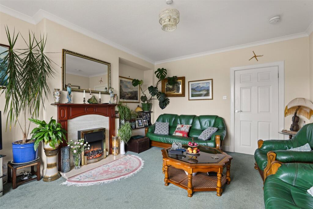 House in Perth - View 3