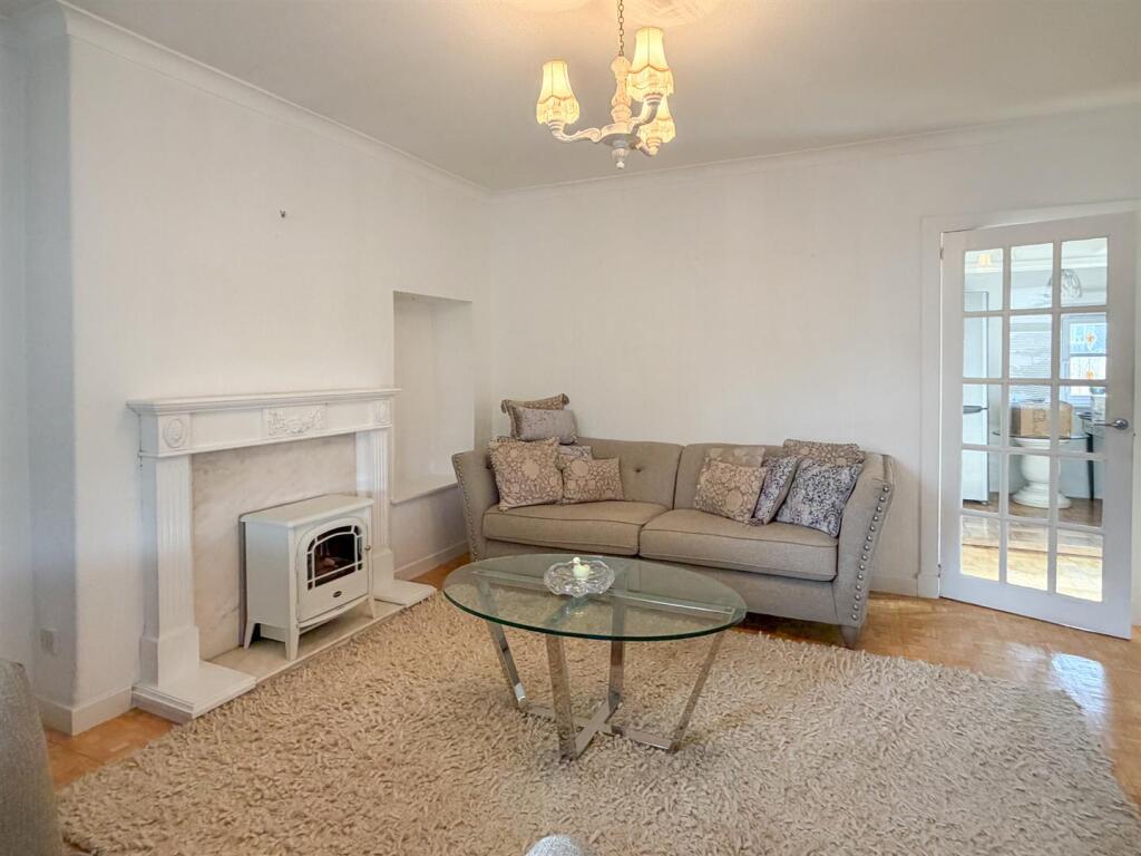 House in New Stevenston, Thankerton - View 5
