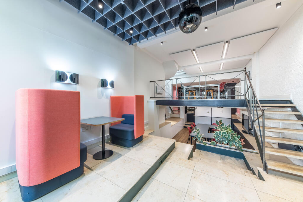 Main image of property: 98 Kew Road, London, TW9 2PQ