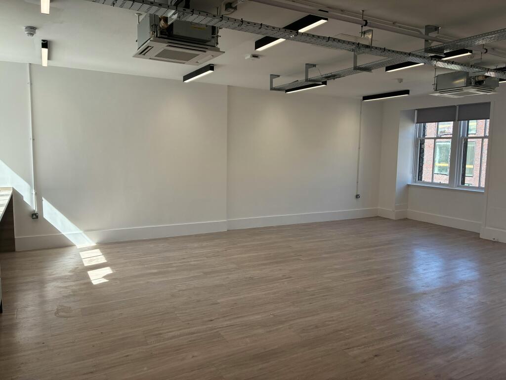 4th Floor (Rear)