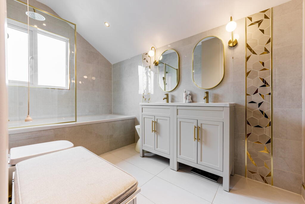 Additional image 17 of Warwick Road, Solihull, B92 7AB