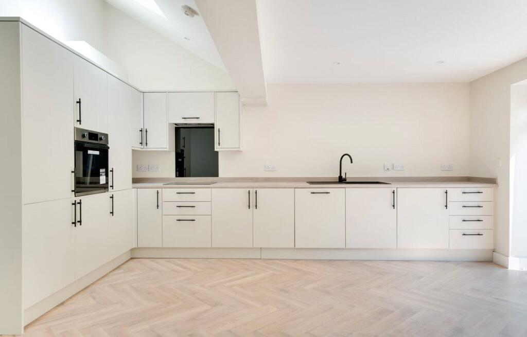 House in Telford - View 3