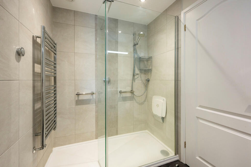 Additional image 18 of Godfries Close, Welwyn, AL6