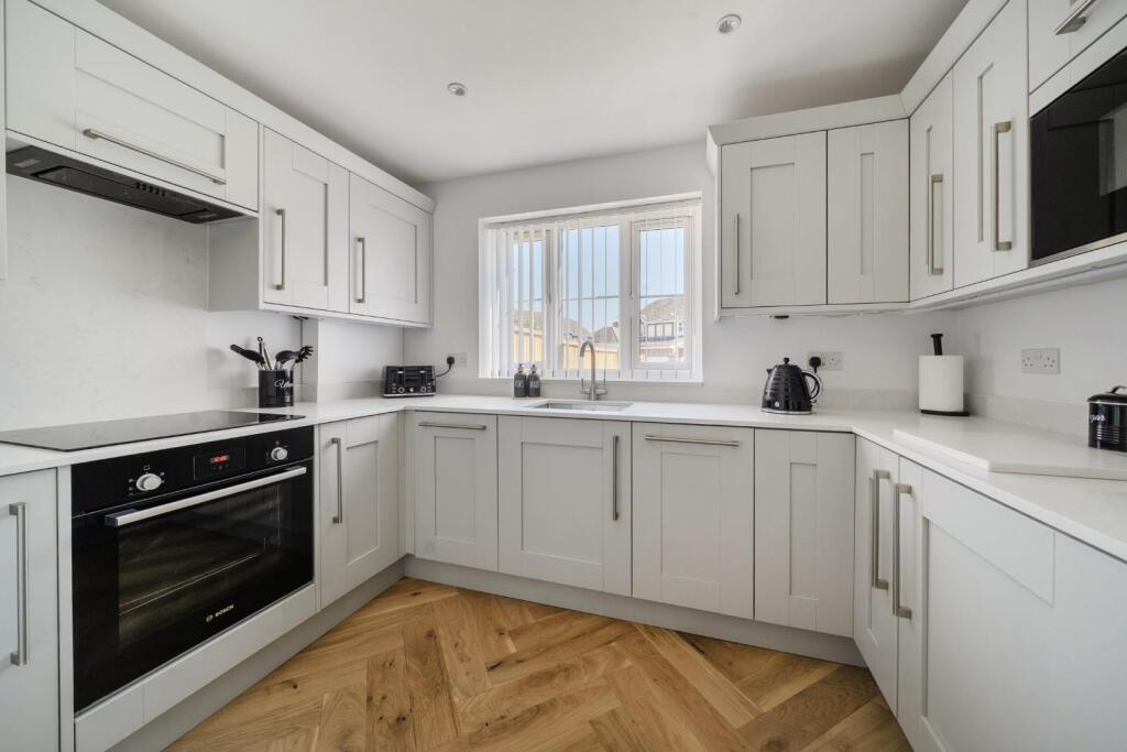 House in Eton, Windsor and Maidenhead - View 4