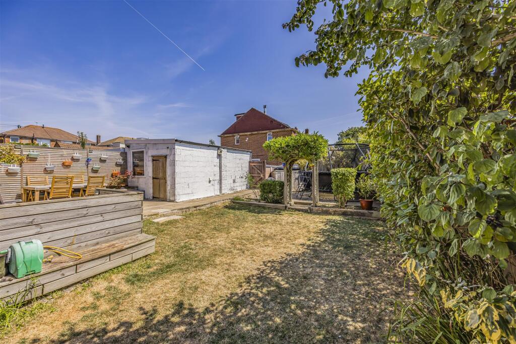House in Portsmouth - More