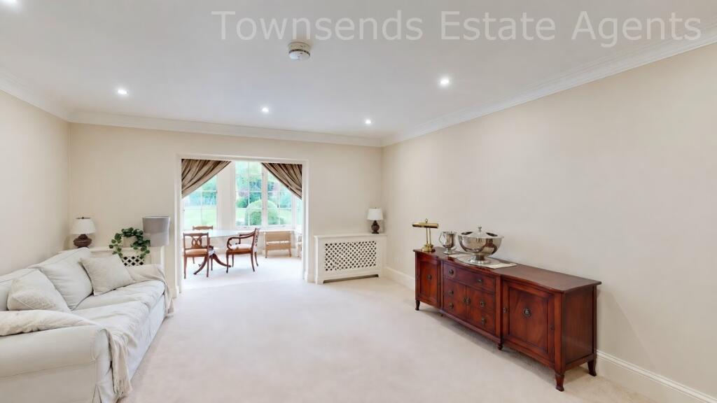 House in London - View 2