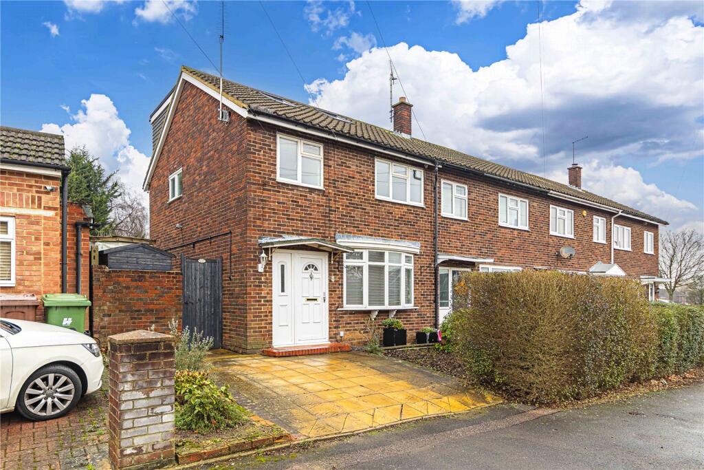 Main image of property: Dacre Gardens, Borehamwood, Hertfordshire, WD6
