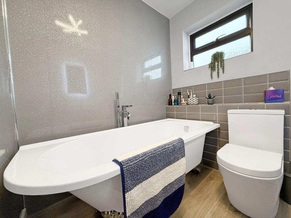 Additional image 11 of Meadow Close, Westbury, BA13