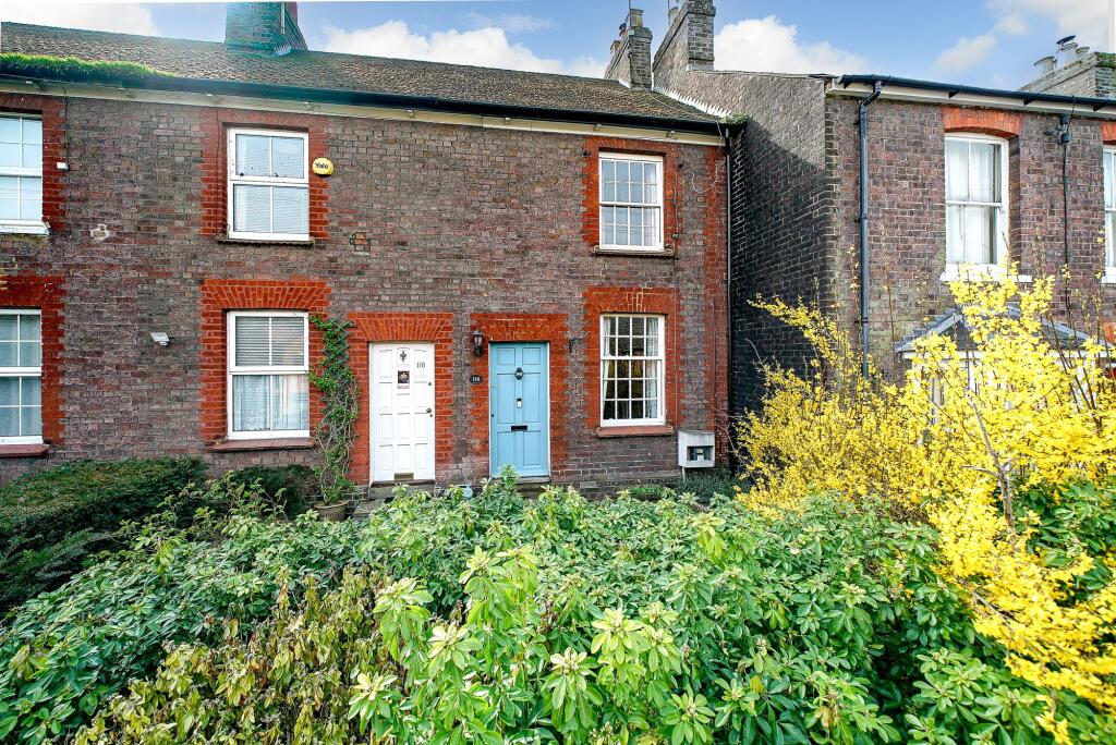 Main image of property: High Street, Markyate, AL3