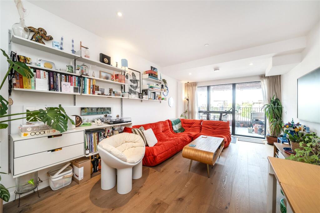 Apartment in London - View 3