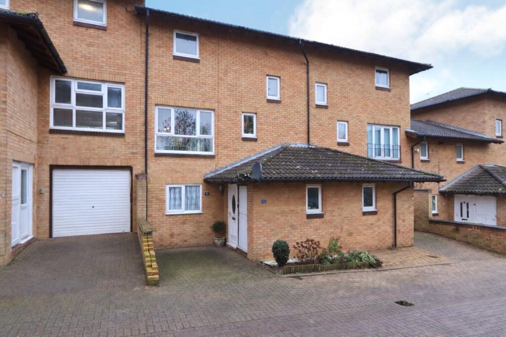 Main image of property: Bridgeford Court, Oldbrook, MK6