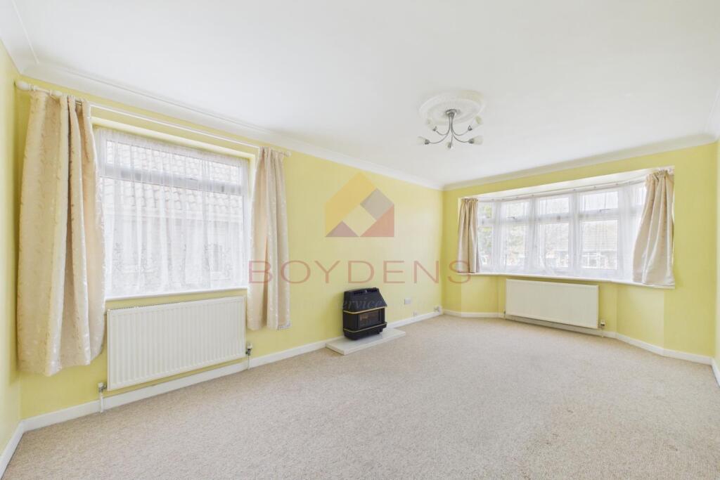 Easton Way, Frinton-on-Sea photo 4