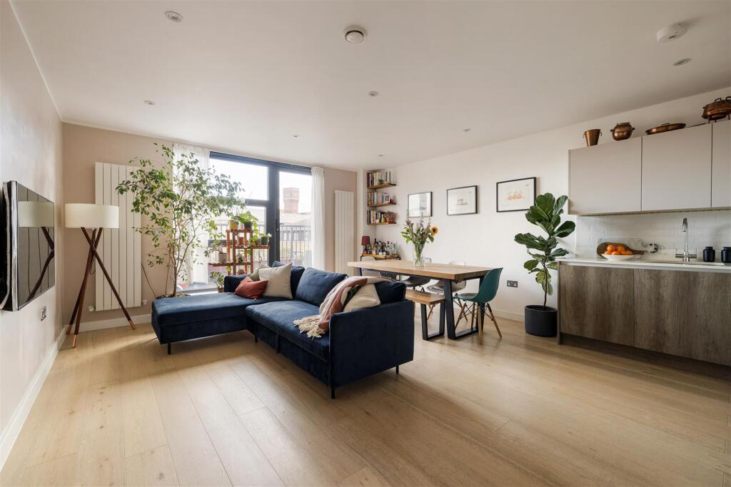 Main image of property: Fairfield Road, Bow