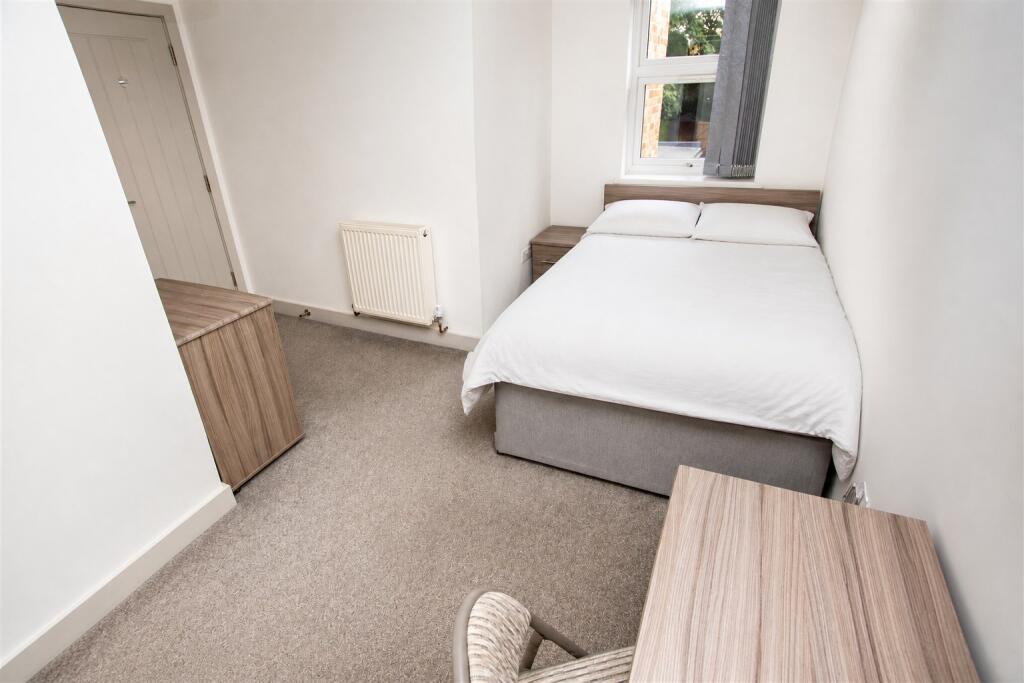 House in Birmingham - View 5