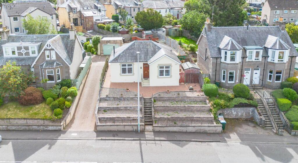 House in Perth, Viewlands - View 2